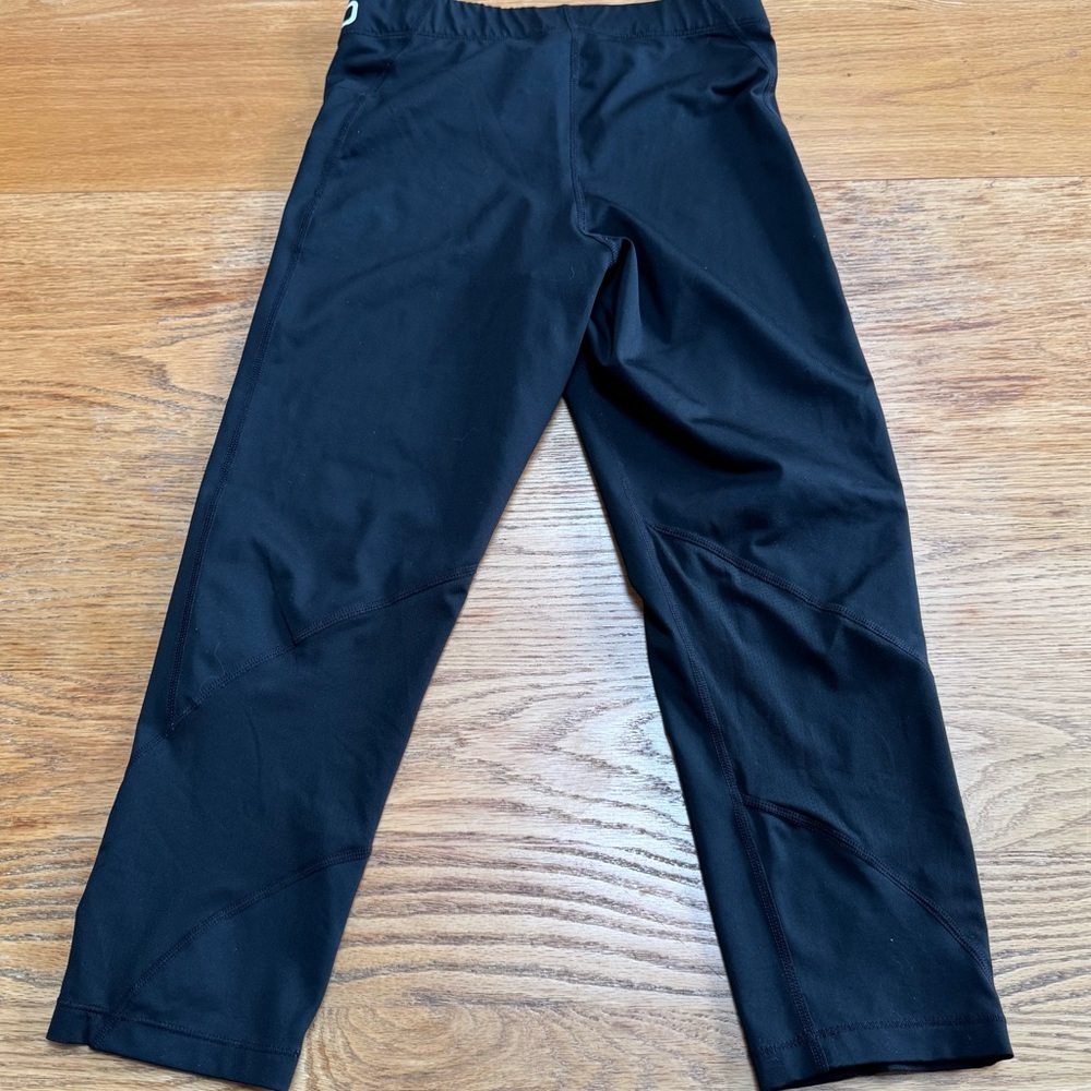 Nike Pro Tights Women Medium Black Mid Rise Training Athletic Capri 889567 010